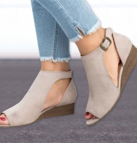 Women Shoes 2019 Wedge Buckles Fish Mouth Sandals Gladiator Women Sandals Mid-heeled Shoes Ladies Fashion Summer Shoes 35-43